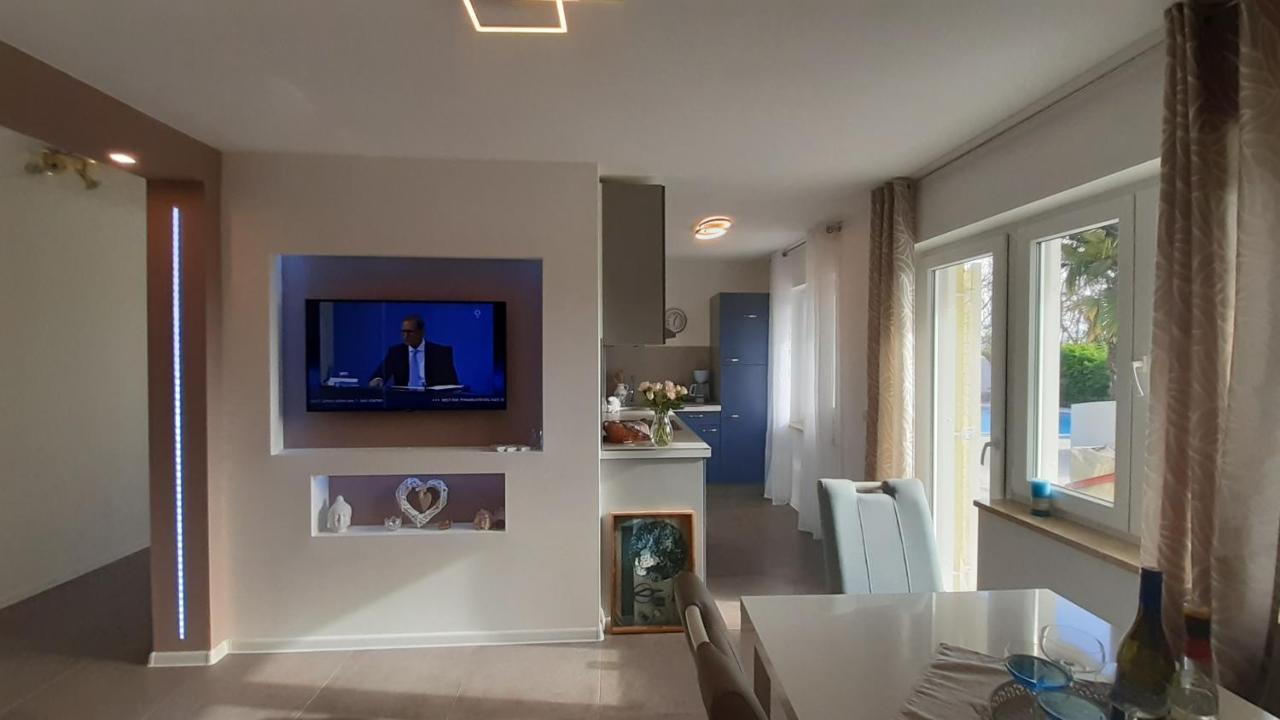 Novigrad Istria Villa Elke Maria With Overflow Pool And Hydromassage מראה חיצוני תמונה