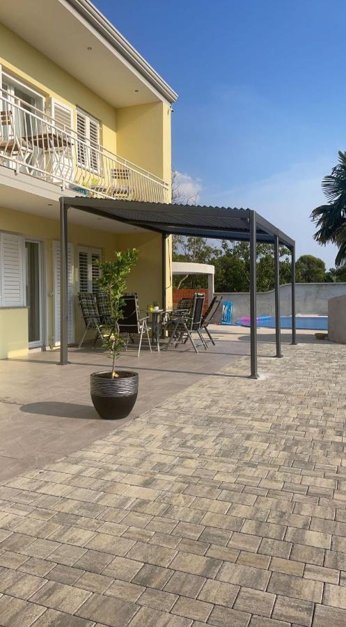 Novigrad Istria Villa Elke Maria With Overflow Pool And Hydromassage מראה חיצוני תמונה