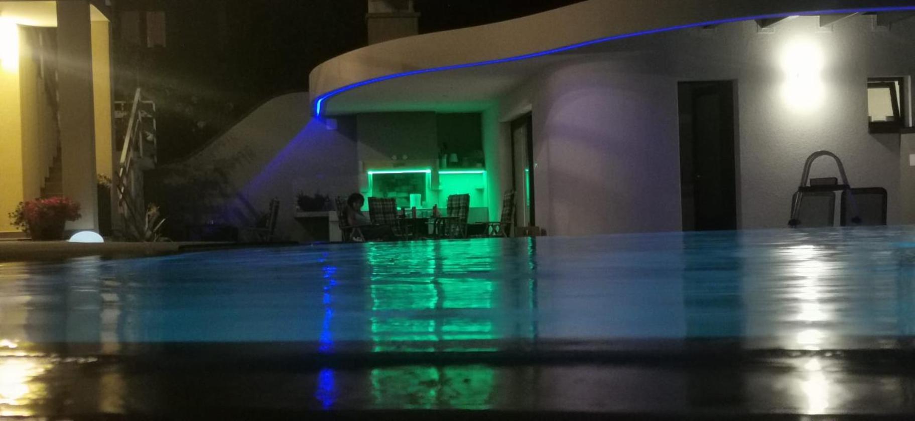 Novigrad Istria Villa Elke Maria With Overflow Pool And Hydromassage מראה חיצוני תמונה
